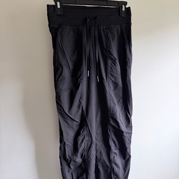 Lululemon Dance Studio Jogger *29" Black, size 4, like new - Picture 4 of 8